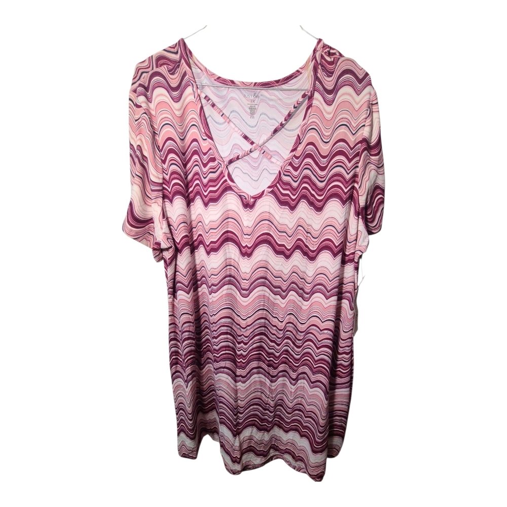 Just Be Women's Wavy Pattern Top